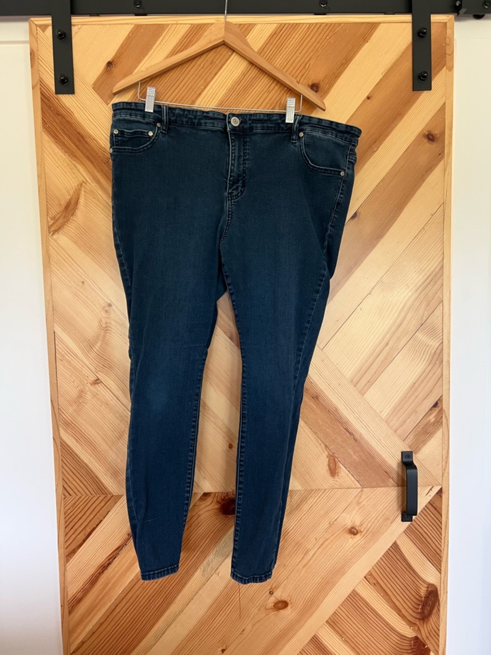 Eloquii Dark Blue Skinny Jeans — Stretch Tapered Leg